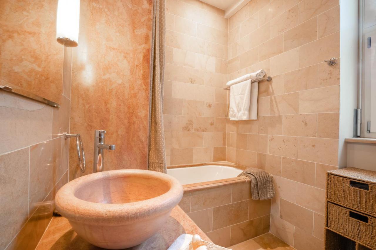 Octroi Saint-Jacques Bed and Breakfast Beaune  Exteriör bild